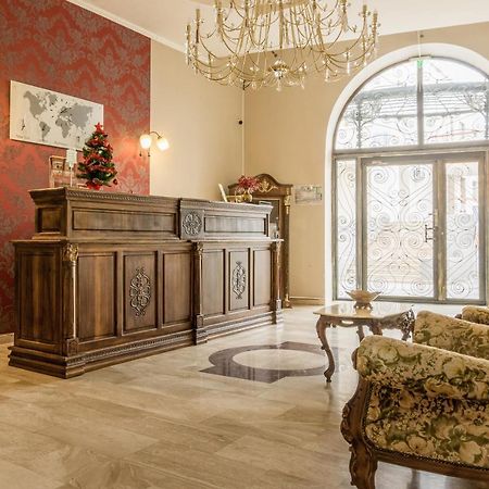 Haţeg Hotel Ferdinand מראה חיצוני תמונה