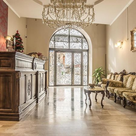 Haţeg Hotel Ferdinand מראה חיצוני תמונה