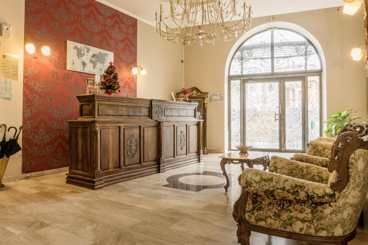 Haţeg Hotel Ferdinand מראה חיצוני תמונה