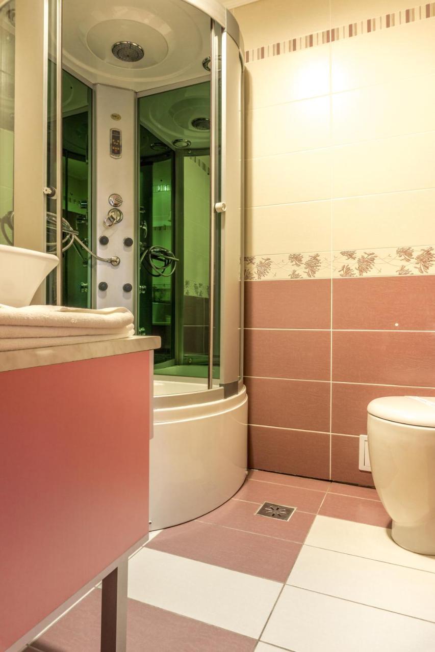 Haţeg Hotel Ferdinand מראה חיצוני תמונה